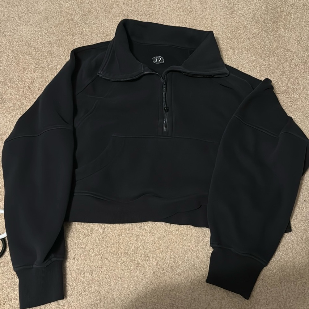 Lululemon Scuba quarter zip SZ S/M